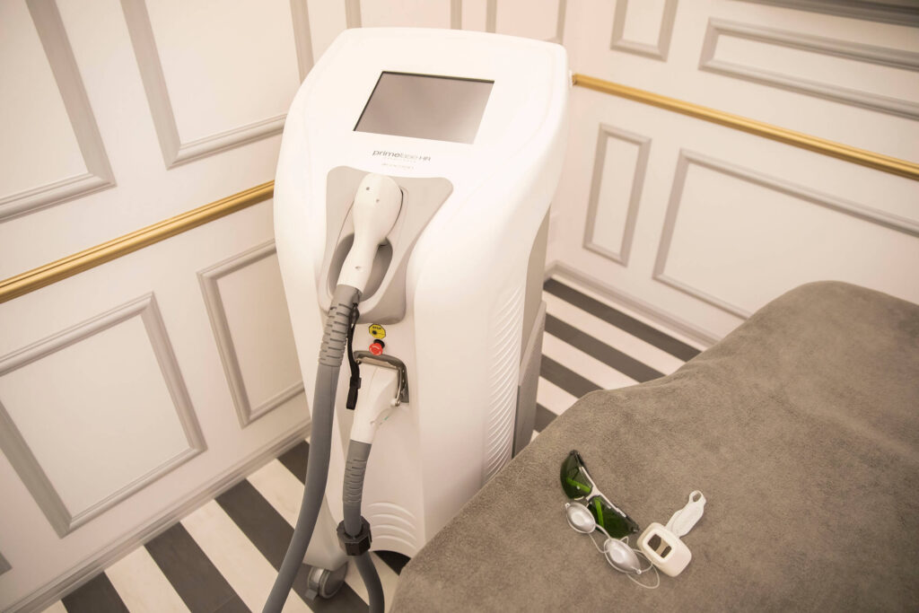 リアルクリニックの医療機器 primelase HR cocoon