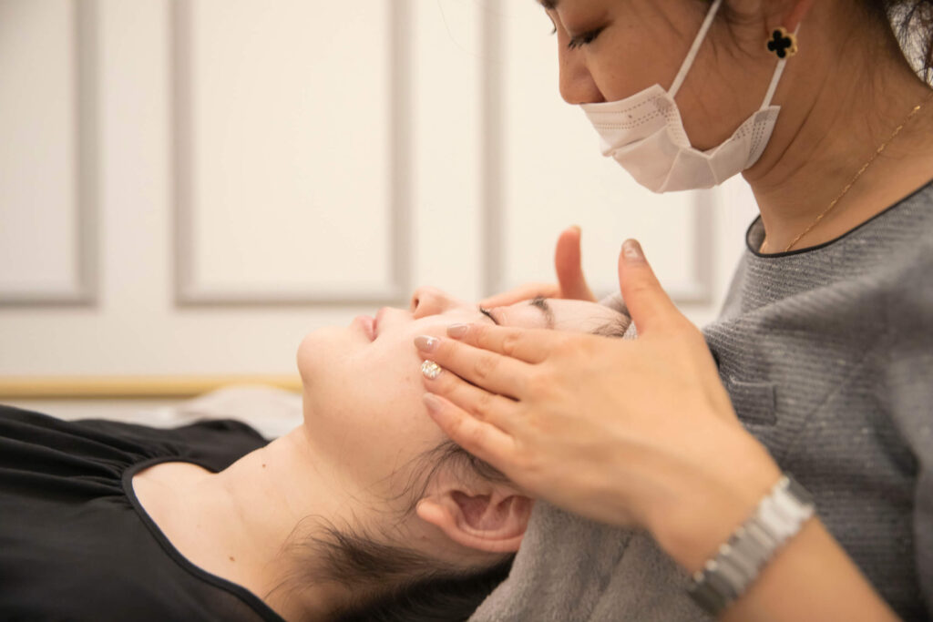 リアルクリニックの施術の様子